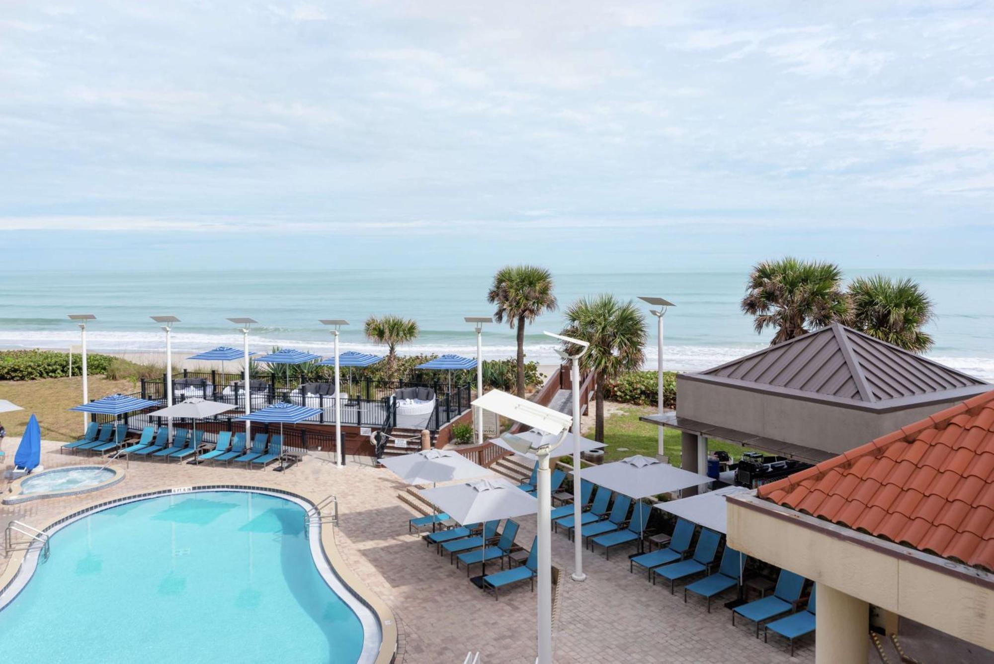 Hilton Melbourne Beach Oceanfront Hotel Exterior photo